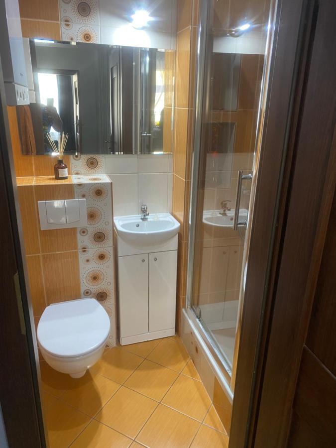 Apartament Jednosci Zielona Góra Esterno foto