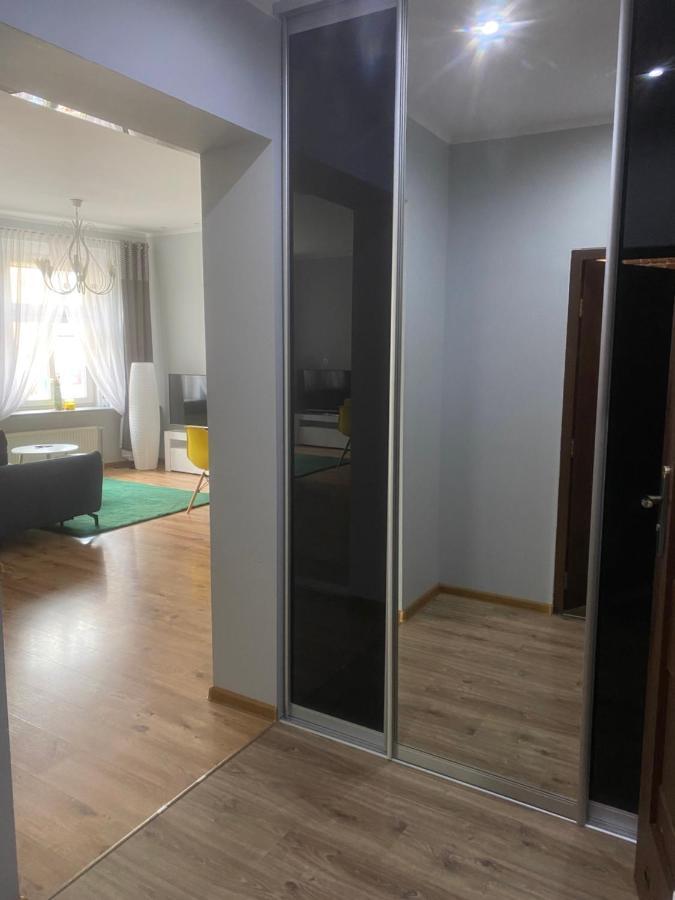 Apartament Jednosci Zielona Góra Esterno foto